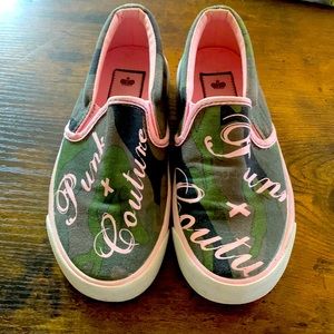 Girls Juicy Couture shoes*